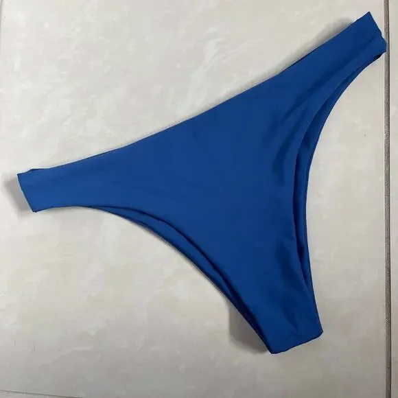 Skatie• ‘Dylan’ Bikini Bottom in NAVY - Picture 3 of 13